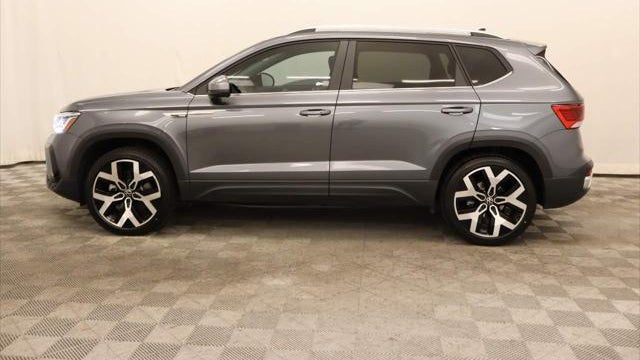 2023 Volkswagen Taos SEL 4Motion