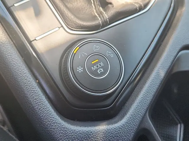 2023 Volkswagen Taos - $21,825