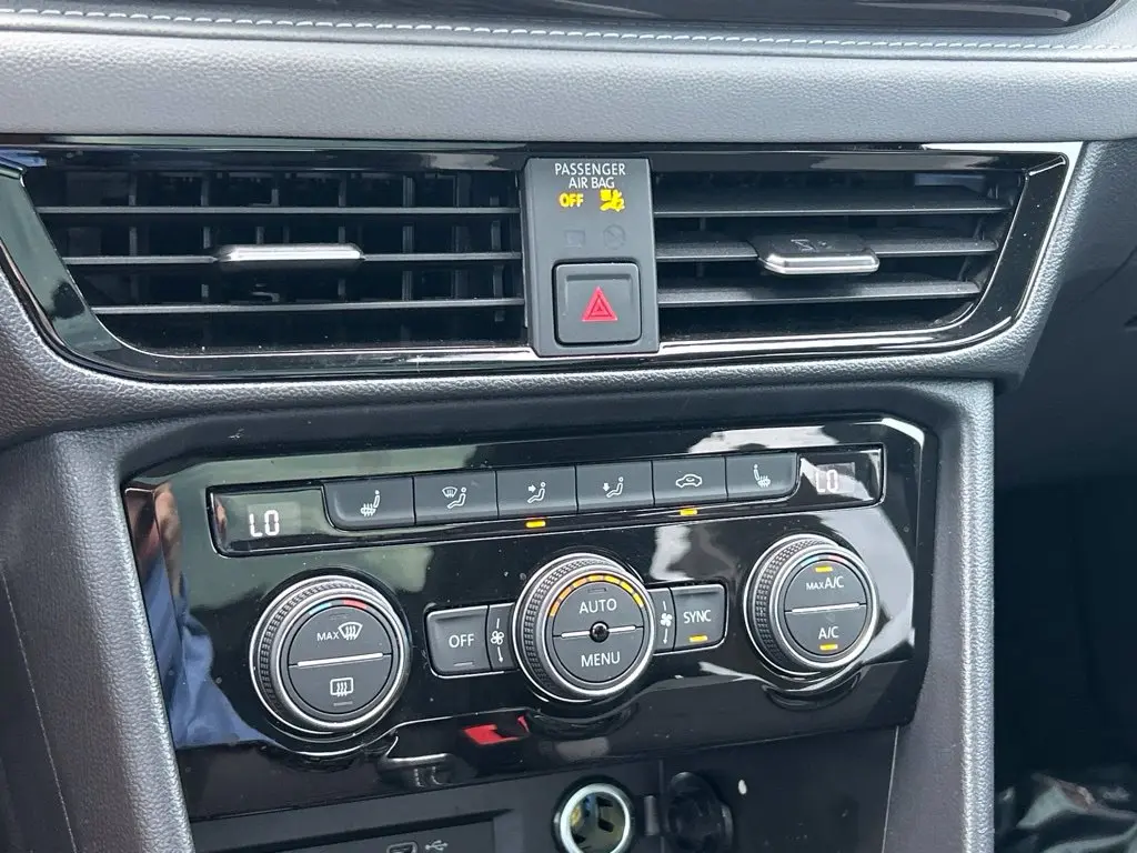 2023 Volkswagen Taos - $21,669