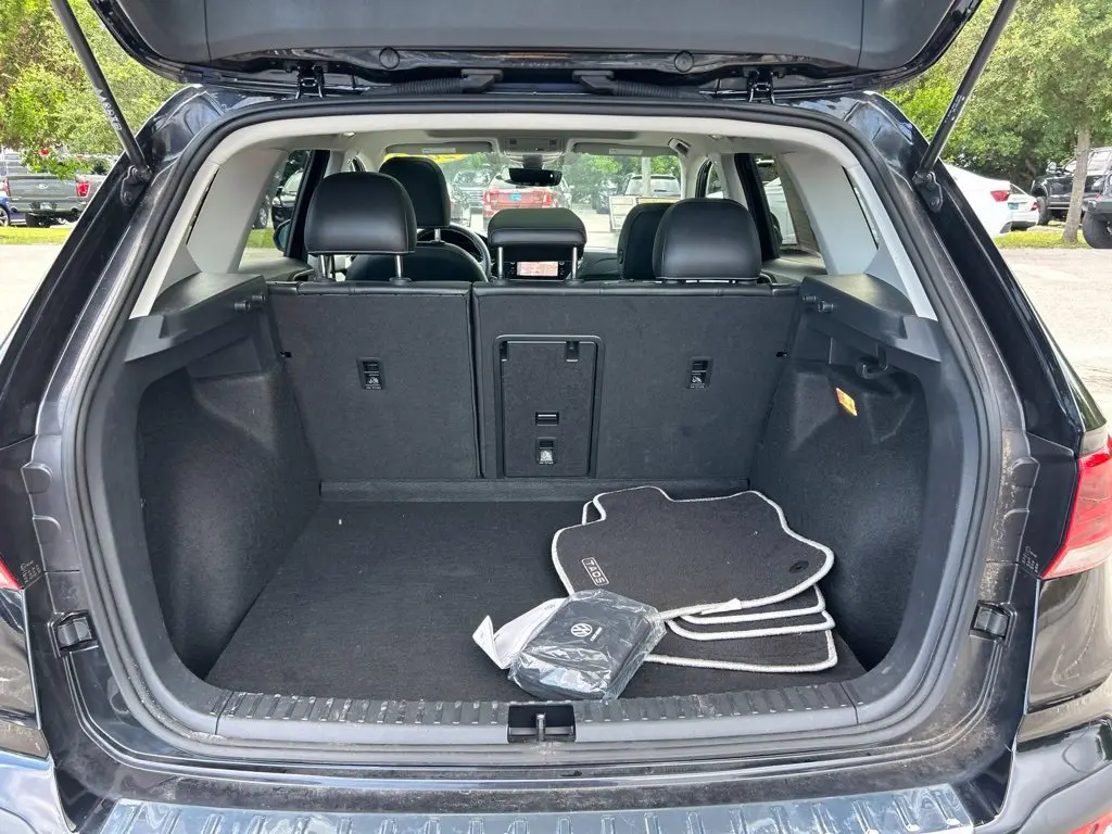 2023 Volkswagen Taos - $21,669