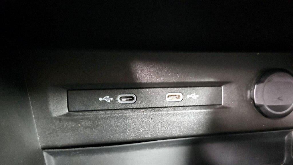 2023 Volkswagen Taos SEL 4Motion