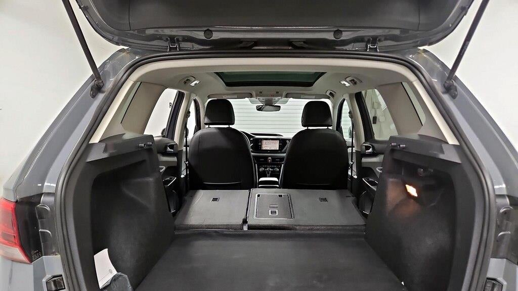 2023 Volkswagen Taos SEL 4Motion