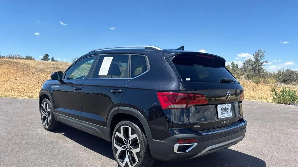 2022 Volkswagen Taos SEL 4Motion