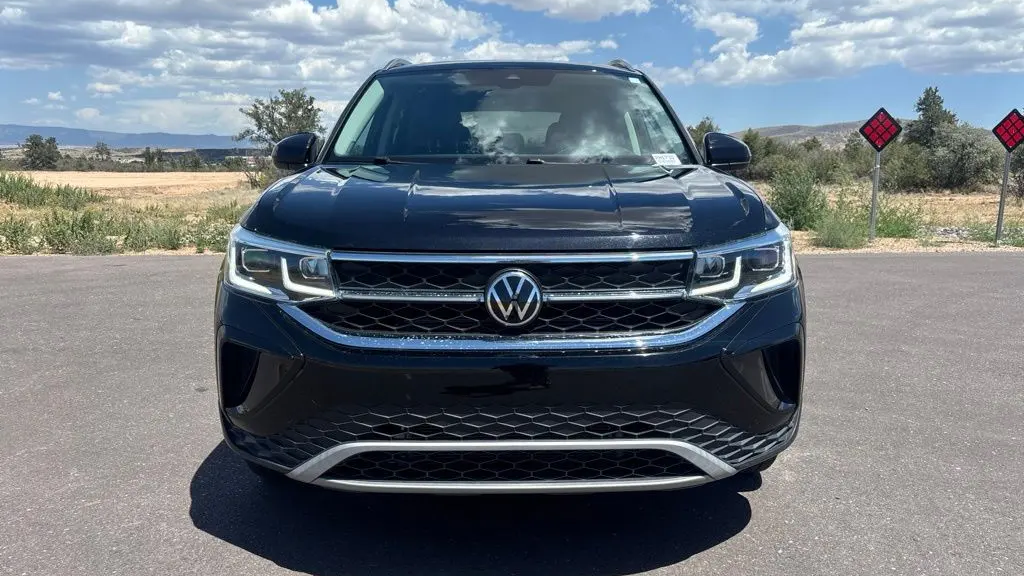2022 Volkswagen Taos SEL 4Motion