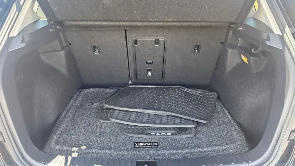 2022 Volkswagen Taos SEL 4Motion