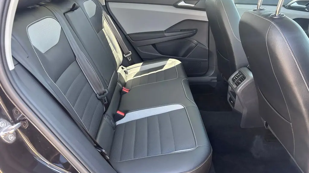 2022 Volkswagen Taos SEL 4Motion