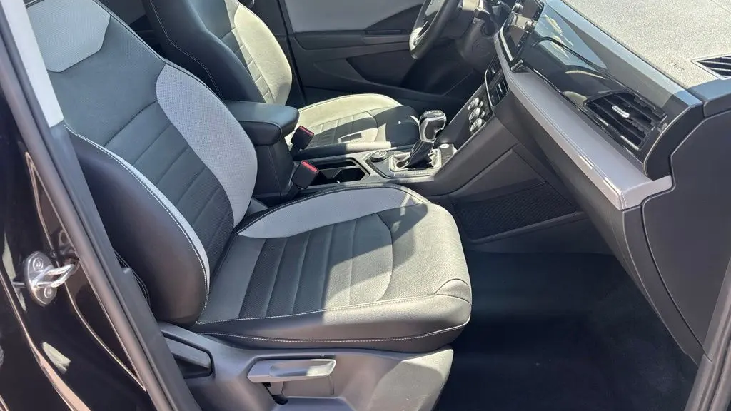 2022 Volkswagen Taos SEL 4Motion
