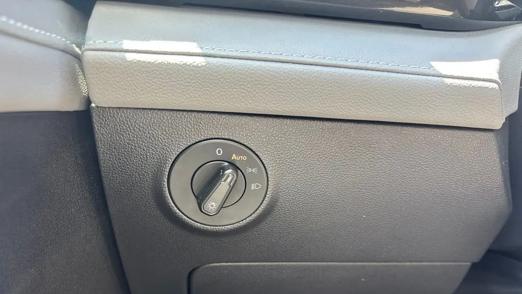 2022 Volkswagen Taos SEL 4Motion
