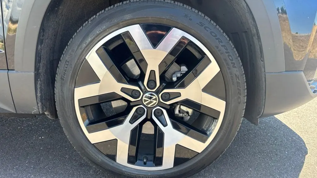 2022 Volkswagen Taos SEL 4Motion