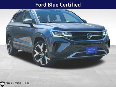 Photo of a 2022 Volkswagen Taos AWD SEL 4motion 4DR SUV for sale
