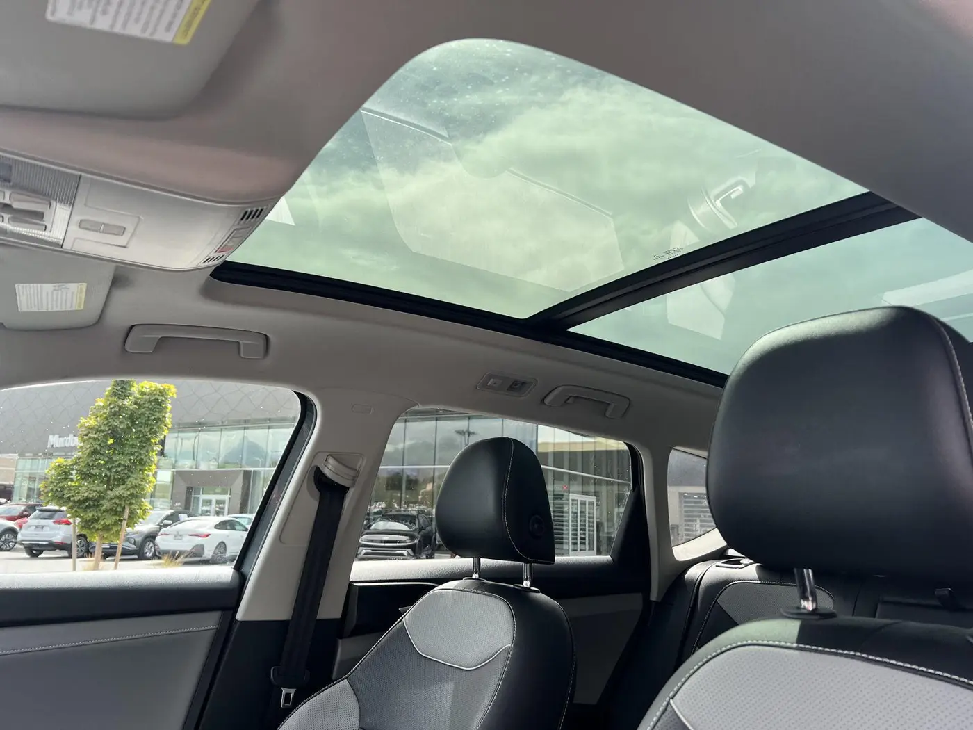 2023 Volkswagen Taos - $23,042
