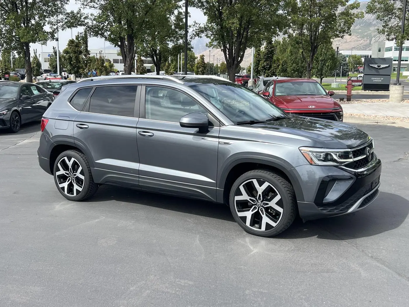 2023 Volkswagen Taos - $23,042