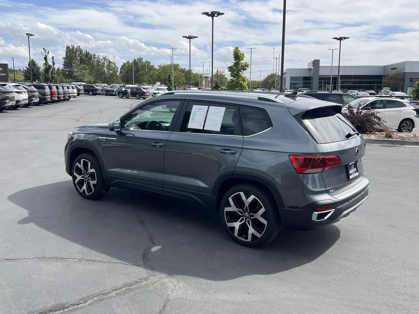 2023 Volkswagen Taos - $23,042