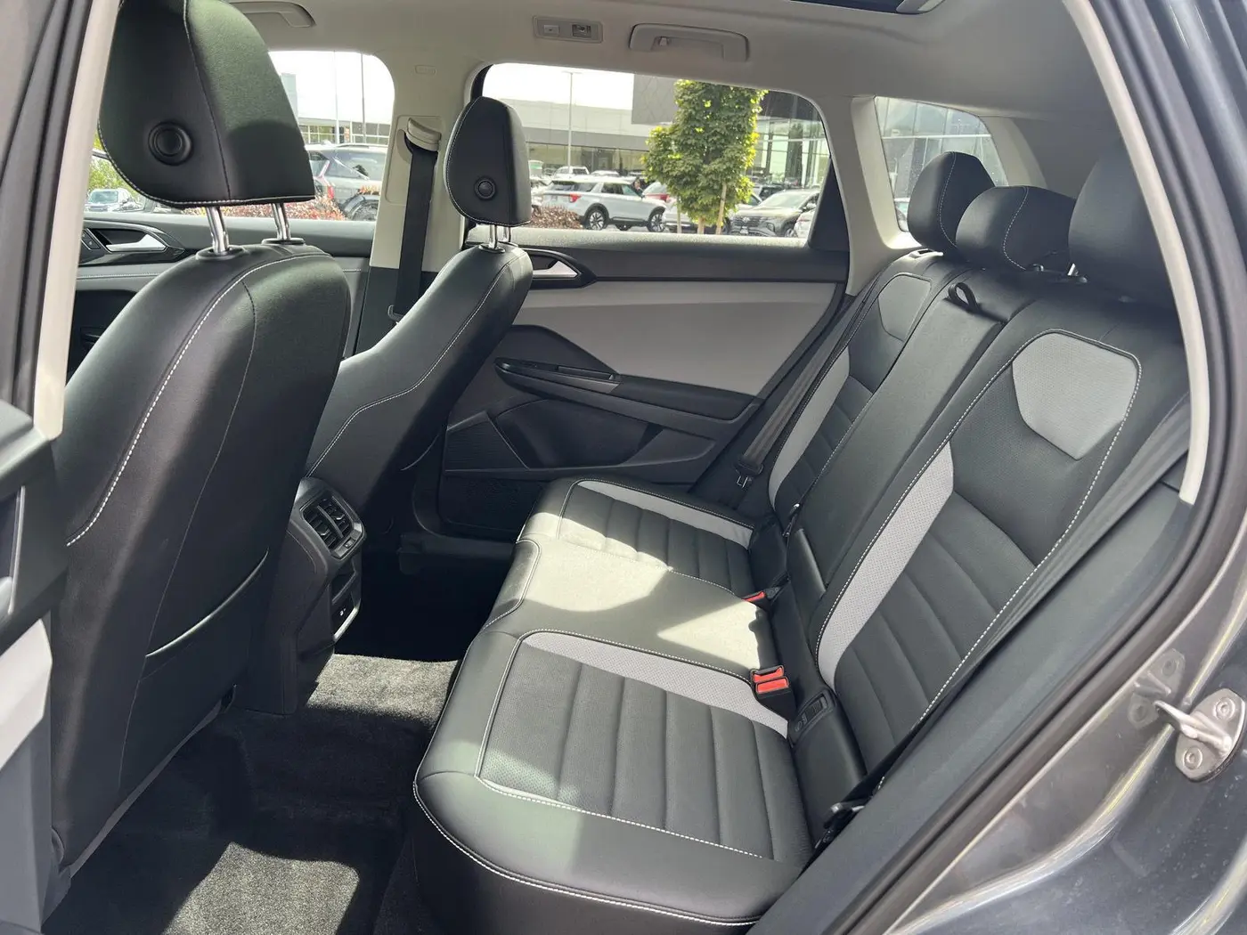 2023 Volkswagen Taos - $23,042