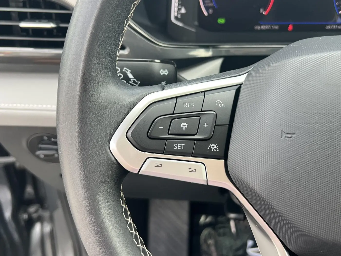 2023 Volkswagen Taos - $23,042