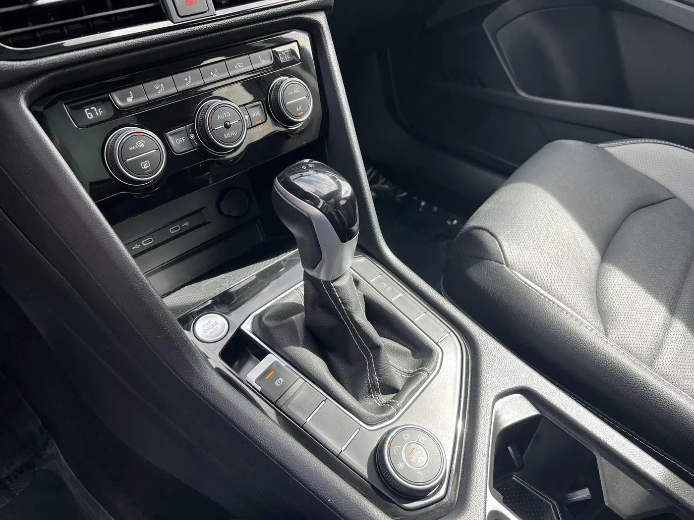 2023 Volkswagen Taos - $23,042