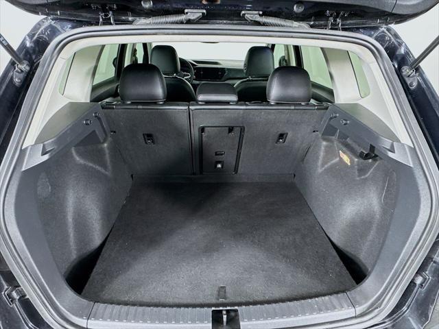 2023 Volkswagen Taos - $22,477