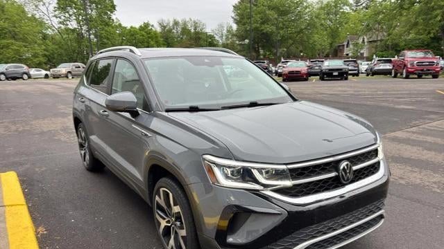 Preowned 2023 Volkswagen Taos SEL 4Motion for Sale