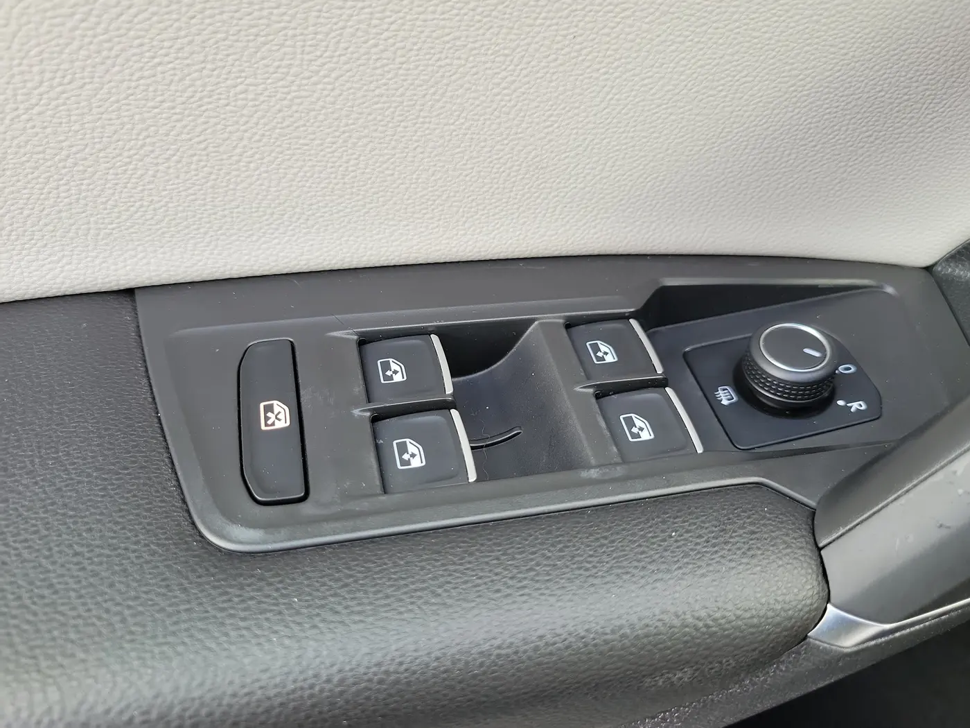 2020 Volkswagen Tiguan - $14,990