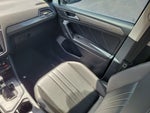 2022 Tiguan Thumbnail 10