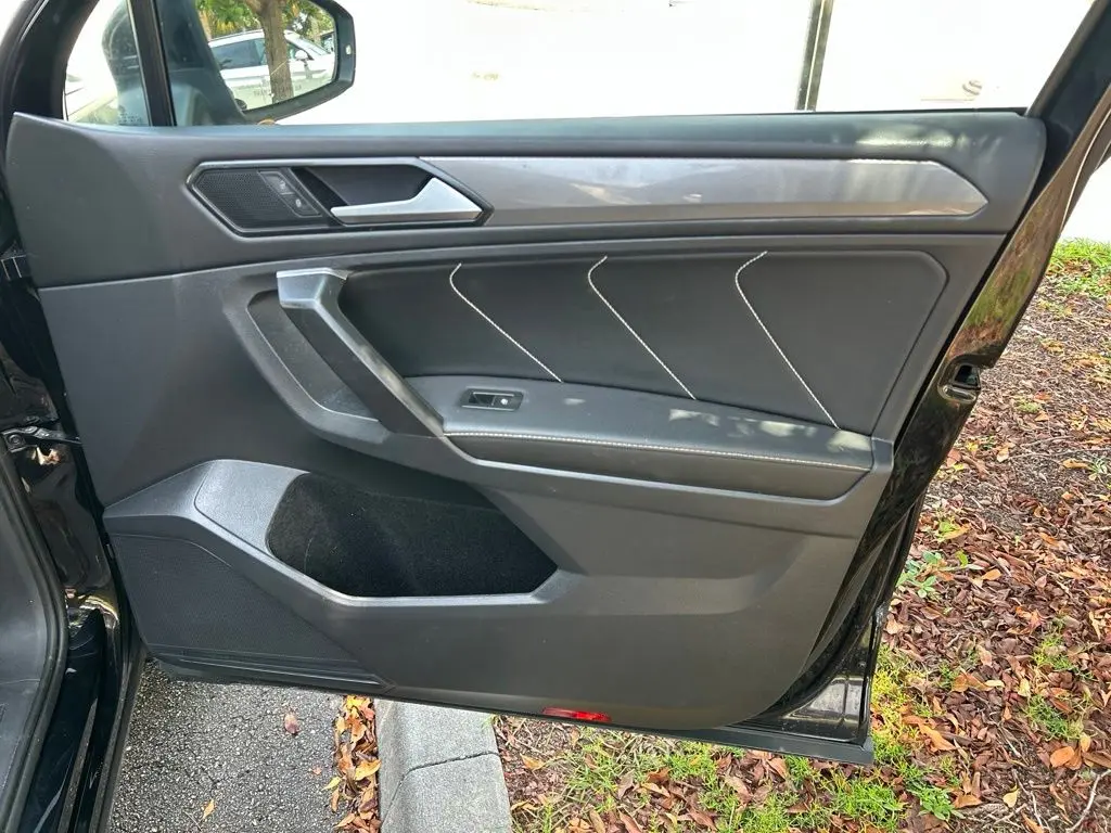 2022 Volkswagen Tiguan - $18,735