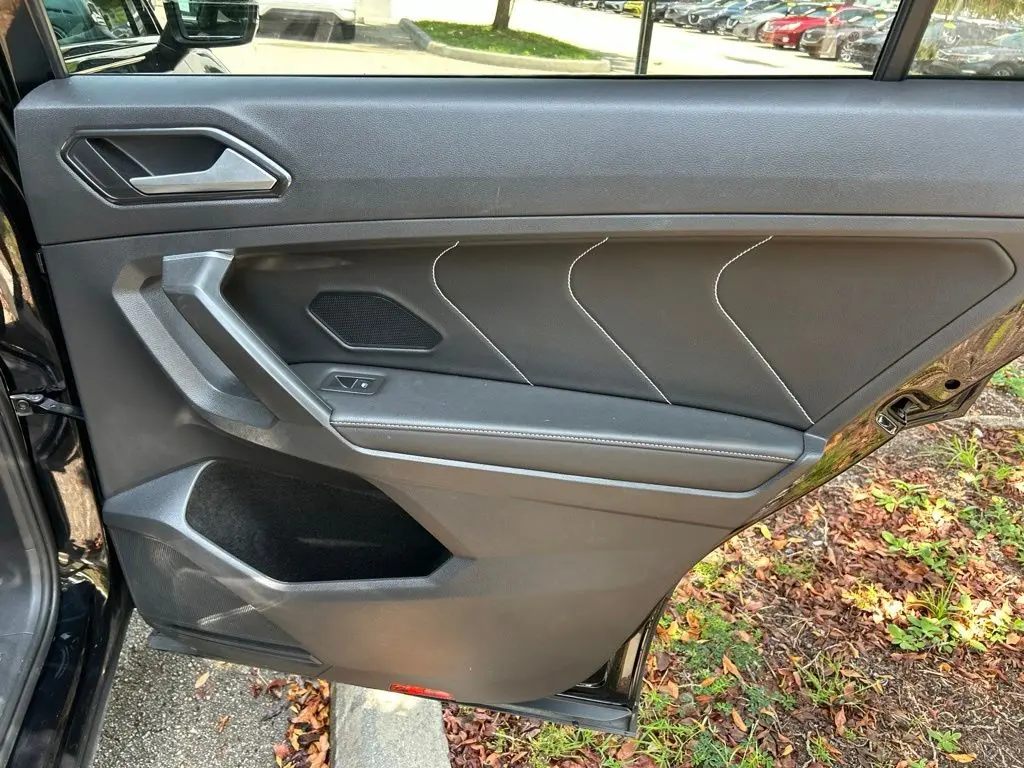 2022 Volkswagen Tiguan - $18,735