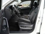 2024 Tiguan Thumbnail 16
