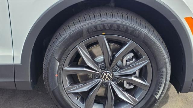 2023 Volkswagen Tiguan SE