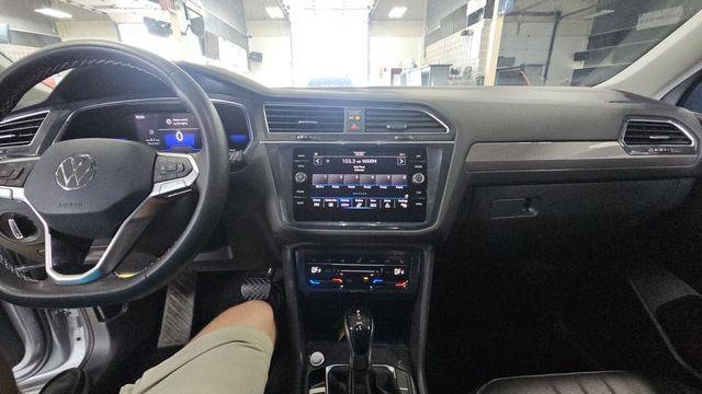 2023 Volkswagen Tiguan SE