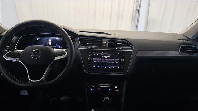 2023 Volkswagen Tiguan SE