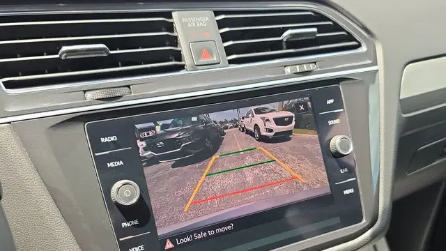2021 Volkswagen Tiguan SE
