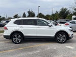 2020 Tiguan Thumbnail 2
