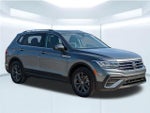 2022 Tiguan Thumbnail 9