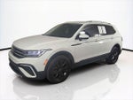 2022 Tiguan Thumbnail 9