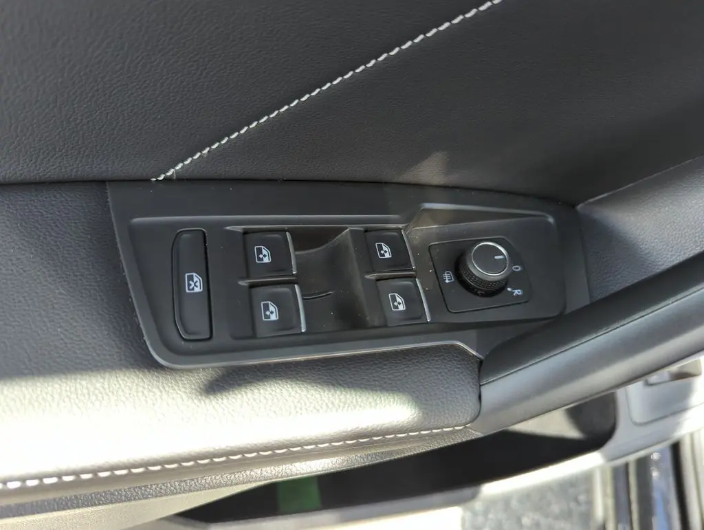 2024 Volkswagen Tiguan - $23,290