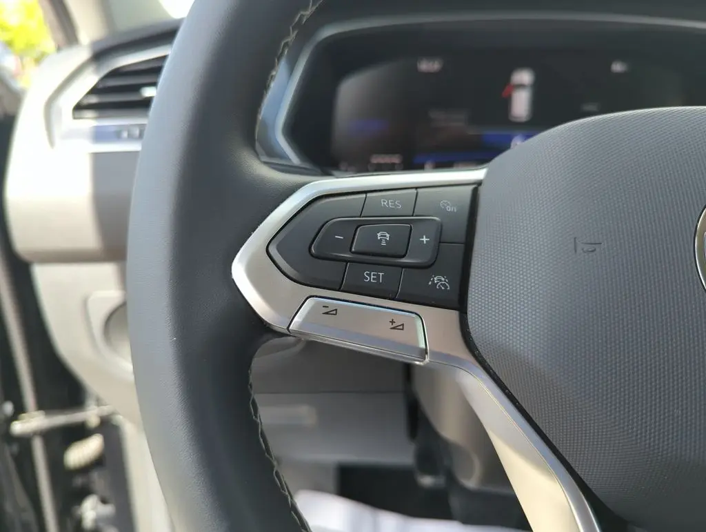 2024 Volkswagen Tiguan - $23,290