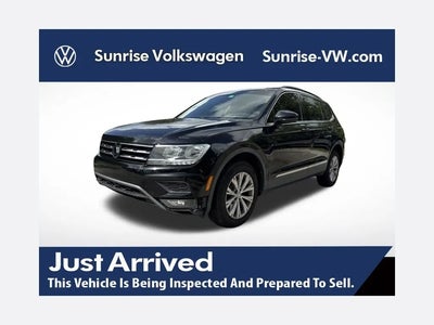 Photo of a 2018 Volkswagen Tiguan 2.0T SE 4DR SUV for sale
