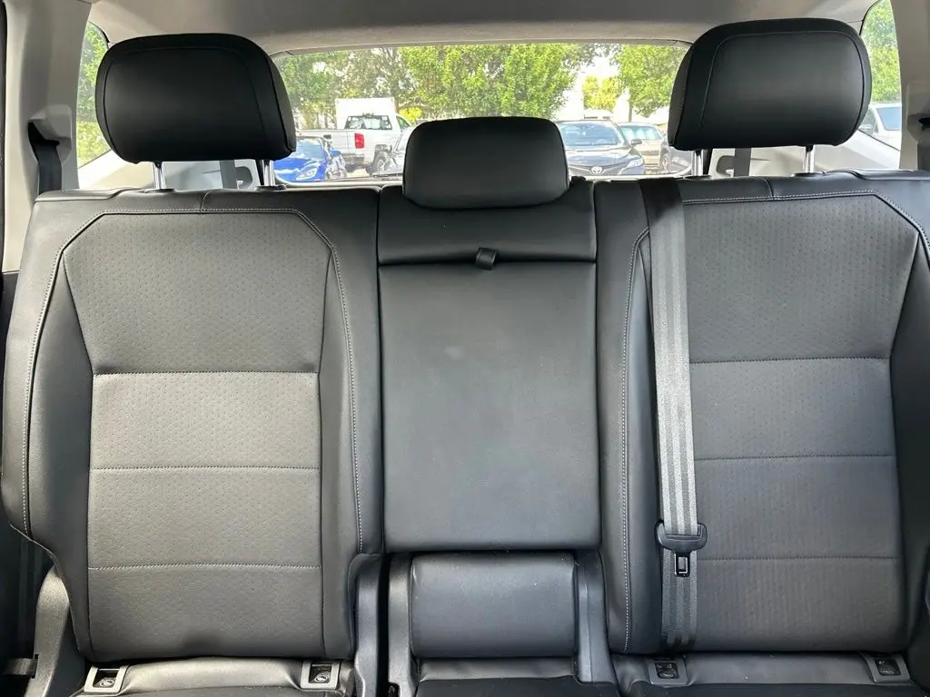 2018 Volkswagen Tiguan - $10,935