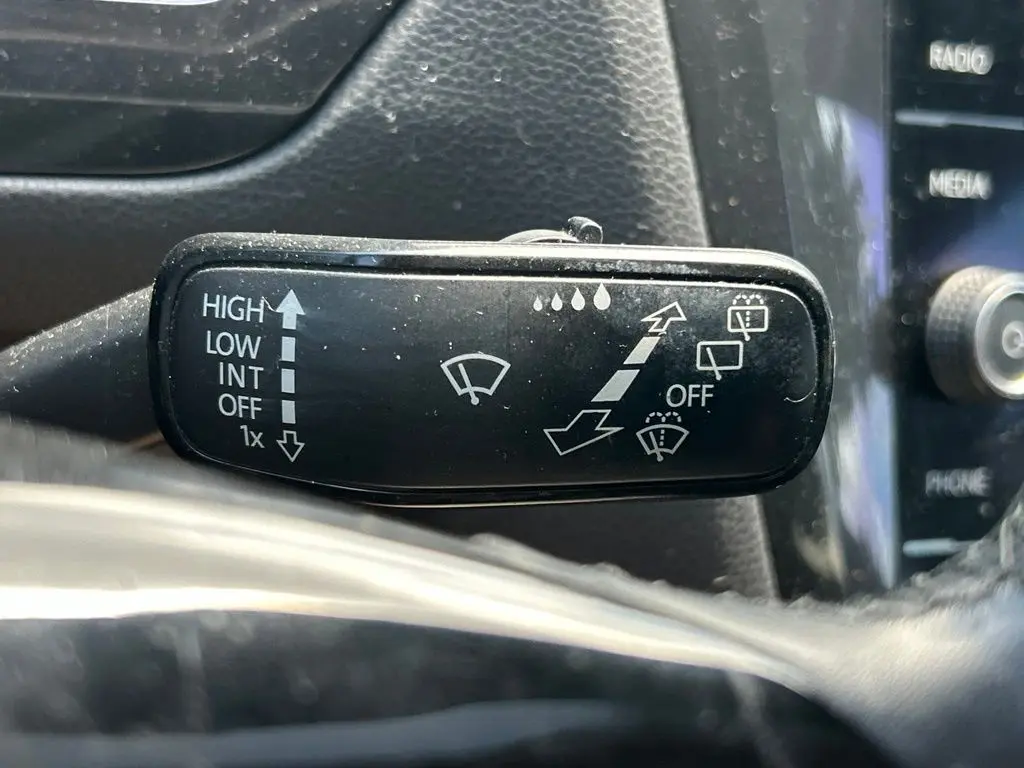 2018 Volkswagen Tiguan - $10,935