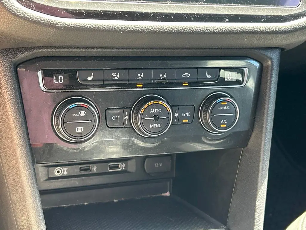 2018 Volkswagen Tiguan - $10,935