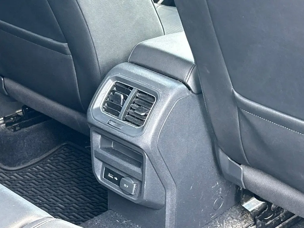 2018 Volkswagen Tiguan - $10,935