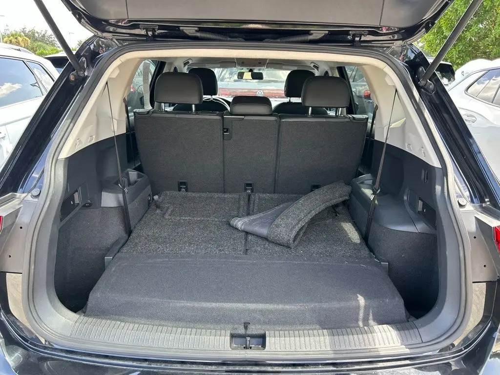 2018 Volkswagen Tiguan - $10,935