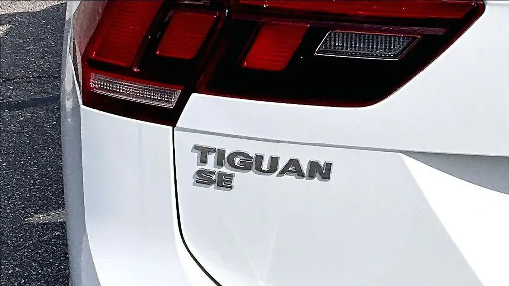 2018 Volkswagen Tiguan 2.0T SE