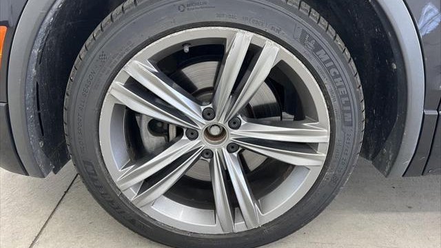 2018 Volkswagen Tiguan 2.0T SEL