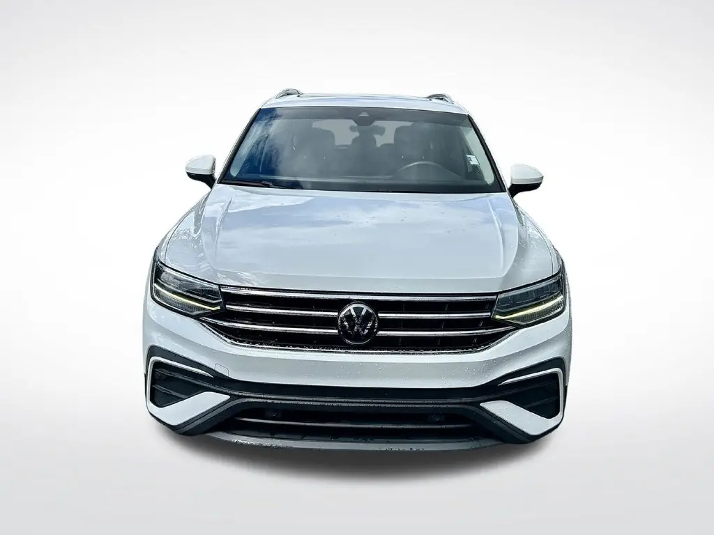 2022 Volkswagen Tiguan - $14,397