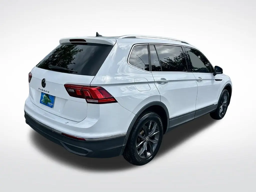 2022 Volkswagen Tiguan - $14,397