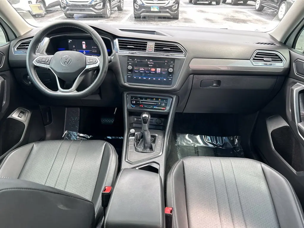 2022 Volkswagen Tiguan - $14,397