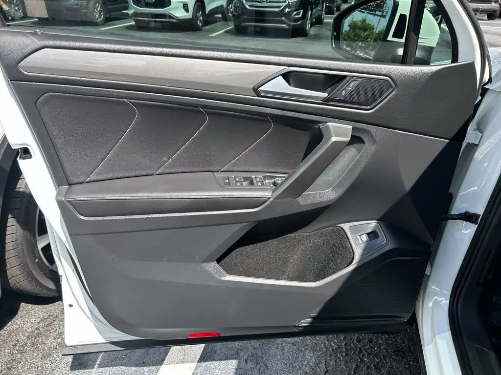 2022 Volkswagen Tiguan - $14,397