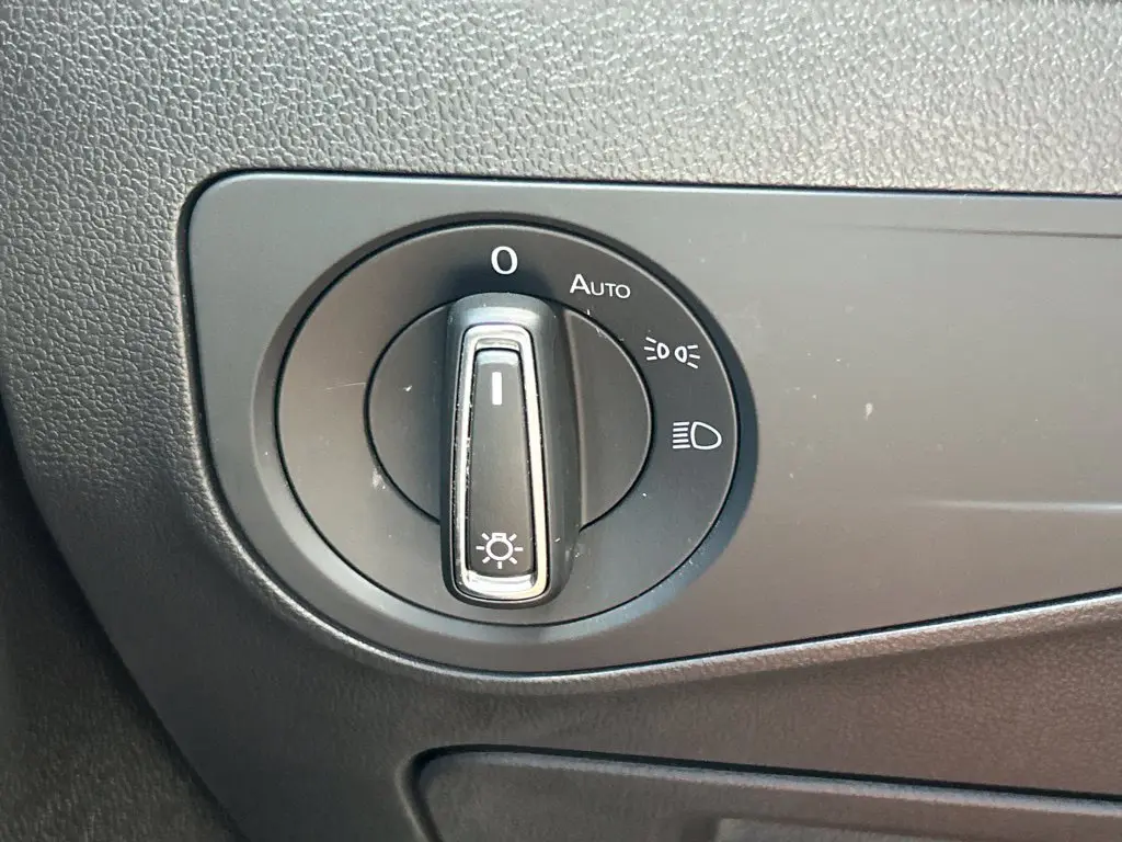 2022 Volkswagen Tiguan - $14,397