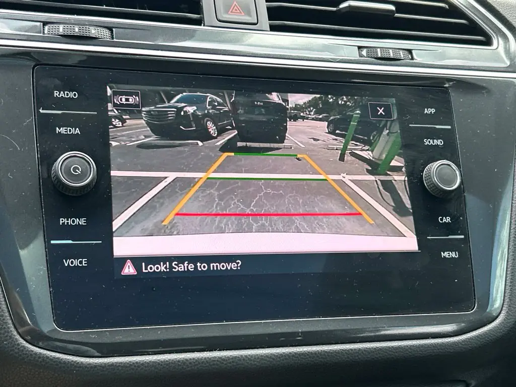 2022 Volkswagen Tiguan - $14,397